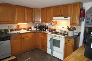 17609 Bathurst Ave, Spring Hill, FL 34610 - Photo 5