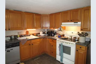 17609 Bathurst Avenue, Spring Hill, FL 34610 - Photo 3