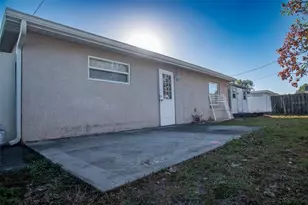 1153 Tamarac Dr, Holiday, FL 34690 - Photo 43