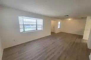 11411 Pike Ct, New Port Richey, FL 34654 - Photo 5