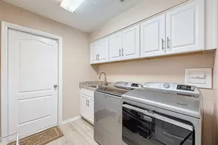 9428 Apple Dumpling Ct, Weeki Wachee, FL 34613 - Photo 29