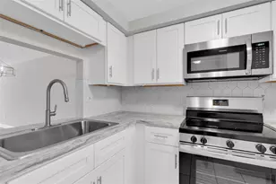 4343 Summersun Dr, New Port Richey, FL 34652 - Photo 7