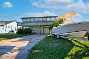 3358 Minnow Creek Dr, Hernando Beach, FL 34607 - Photo 3