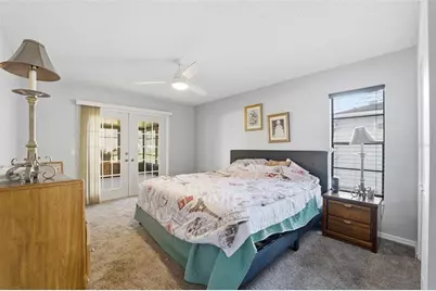 7822 Holiday Drive, Spring Hill, FL 34606 - Photo 15