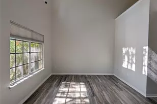 5202 Hampton Beach Pl, Tampa, FL 33609 - Photo 5