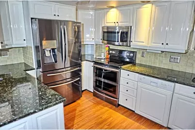 2051 Vista Del Sol Circle #201, Lutz, FL 33558 - Photo 5