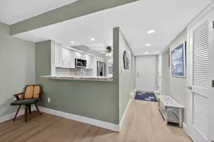 4678 Marine Pkwy, New Port Richey, FL 34652 - Photo 9