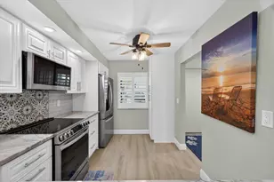 4678 Marine Pkwy, New Port Richey, FL 34652 - Photo 7