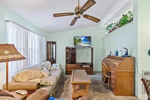 3250 Ambassador Ave, Spring Hill, FL 34609 - Photo 15