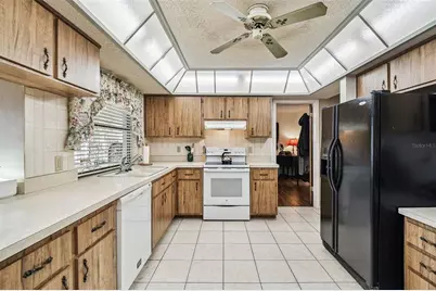 7631 Summertree Lane, New Port Richey, FL 34653 - Photo 13