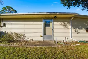 3290 Seaview Dr, Spring Hill, FL 34606 - Photo 29