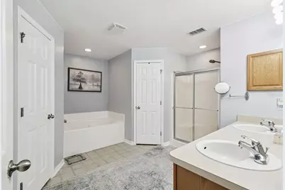 270 Planter Road, Spring Hill, FL 34606 - Photo 17