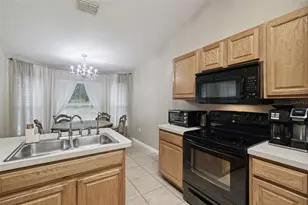 270 Planter Rd, Spring Hill, FL 34606 - Photo 13