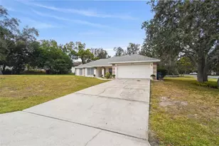 270 Planter Rd, Spring Hill, FL 34606 - Photo 3