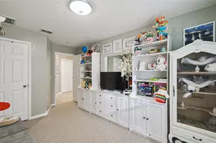 270 Planter Rd, Spring Hill, FL 34606 - Photo 21