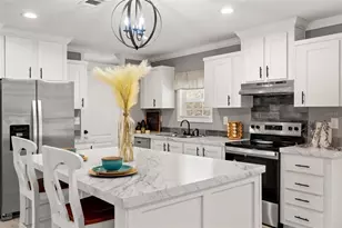 14247 Hurricane Dr, Weeki Wachee, FL 34614 - Photo 3