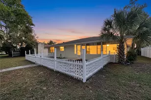 7201 Maplehurst Dr, Port Richey, FL 34668 - Photo 5