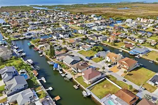 7332 Islander Ln, Hudson, FL 34667 - Photo 5