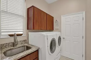 7190 Raymond Pl, Spring Hill, FL 34607 - Photo 25