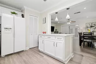 8465 Oak Bluff Dr, Orlando, FL 32827 - Photo 7