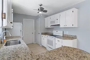 1478 Deborah Dr, Spring Hill, FL 34609 - Photo 5