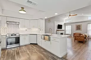 8222 Rhanbuoy Rd, Spring Hill, FL 34606 - Photo 9