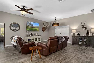 3076 N Stirrup Dr, Beverly Hills, FL 34465 - Photo 9