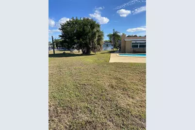 5343 Bluepoint Drive, Port Richey, FL 34668 - Photo 9