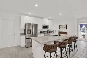 18187 Macassar Rd, Weeki Wachee, FL 34614 - Photo 11