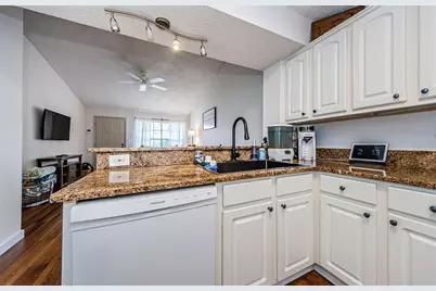 7807 Hardwick Drive #123, New Port Richey, FL 34653 - Photo 13