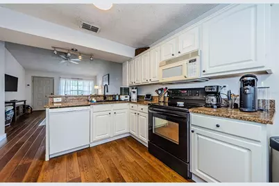 7807 Hardwick Drive #123, New Port Richey, FL 34653 - Photo 11