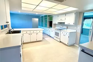 657 Fort Duquesna Dr, Sun City Center, FL 33573 - Photo 9