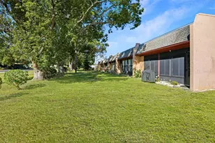 11203 Pembridge Ct, Port Richey, FL 34668 - Photo 21