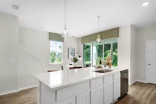 725 Maple Oak Dr, Deland, FL 32720 - Photo 9