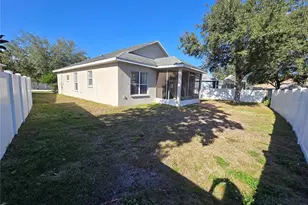 12026 Tasha Ct, New Port Richey, FL 34654 - Photo 25