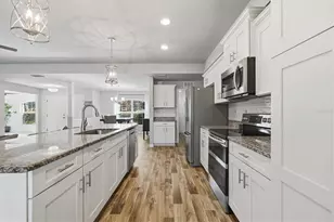 12335 House Finch Rd, Weeki Wachee, FL 34614 - Photo 15