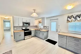 10810 Freedom Dr, Port Richey, FL 34668 - Photo 15