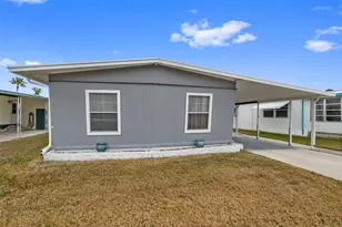 10810 Freedom Dr, Port Richey, FL 34668 - Photo 3