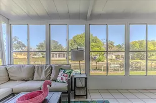 5261 Circle Dr, Weeki Wachee, FL 34607 - Photo 41