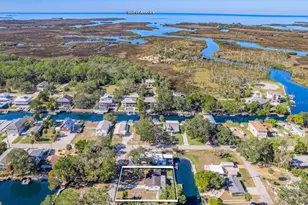 5261 Circle Dr, Weeki Wachee, FL 34607 - Photo 1