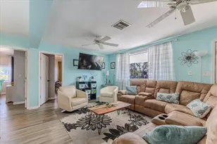 5261 Circle Dr, Weeki Wachee, FL 34607 - Photo 17