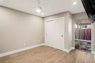 2779 Woodgate Ln, Sarasota, FL 34231 - Photo 21