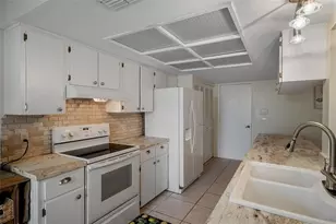 6461 Ocean Pines Ln, Spring Hill, FL 34606 - Photo 19