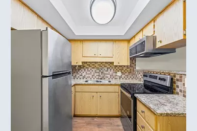 6037 Chesham Drive #7, New Port Richey, FL 34653 - Photo 9