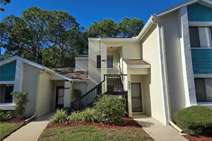 8027 Picketts Ct, Weeki Wachee, FL 34613 - Photo 1