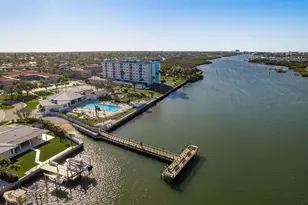 10216 Regal Dr, Largo, FL 33774 - Photo 43