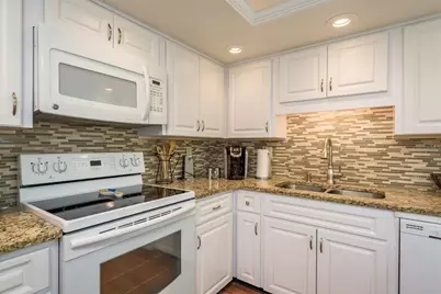 10216 Regal Dr. #407, Largo, FL 33774 - Photo 11