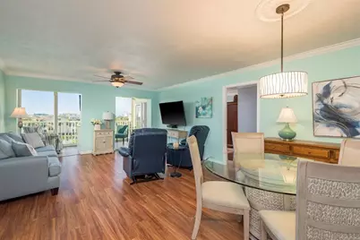 10216 Regal Dr. #407, Largo, FL 33774 - Photo 5