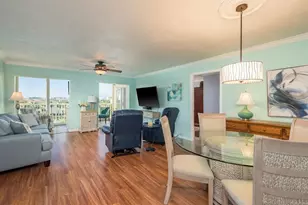 10216 Regal Dr, Largo, FL 33774 - Photo 5