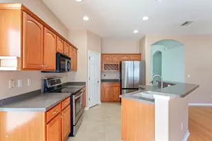 9314 Creedmoor Ln, New Port Richey, FL 34654 - Photo 5